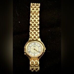 Vintage Timex Indiglo Quartz Gold Tone Watch – Roman Numerals – Needs Battery